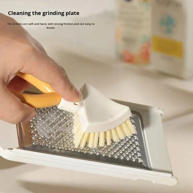 Foldable Triangular Gap Cleaning Brush (Pack of 2) ✨🧹